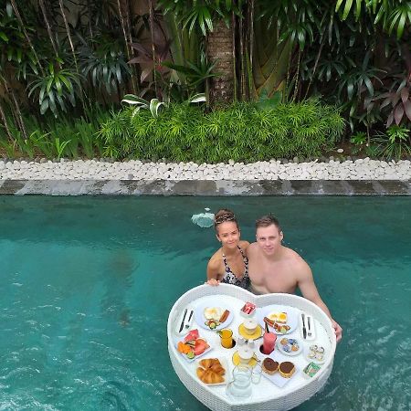 Joglo Villa Bali Penatih ภายนอก รูปภาพ