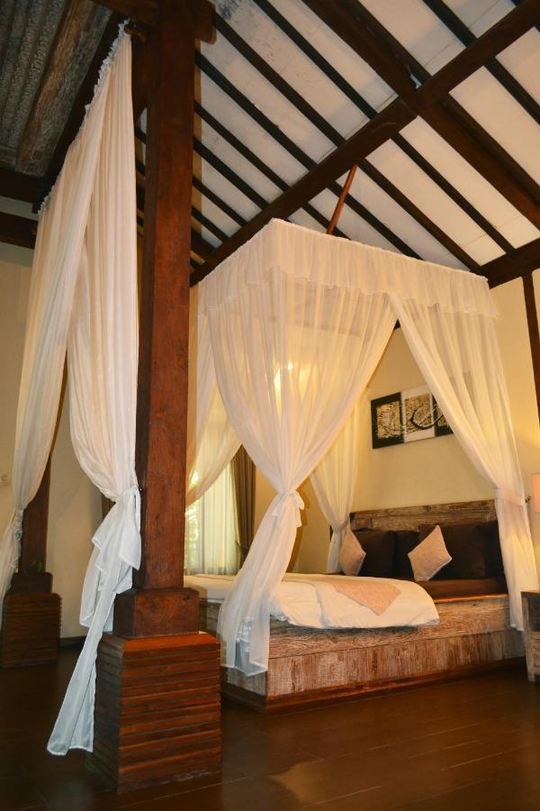 Joglo Villa Bali Penatih ภายนอก รูปภาพ