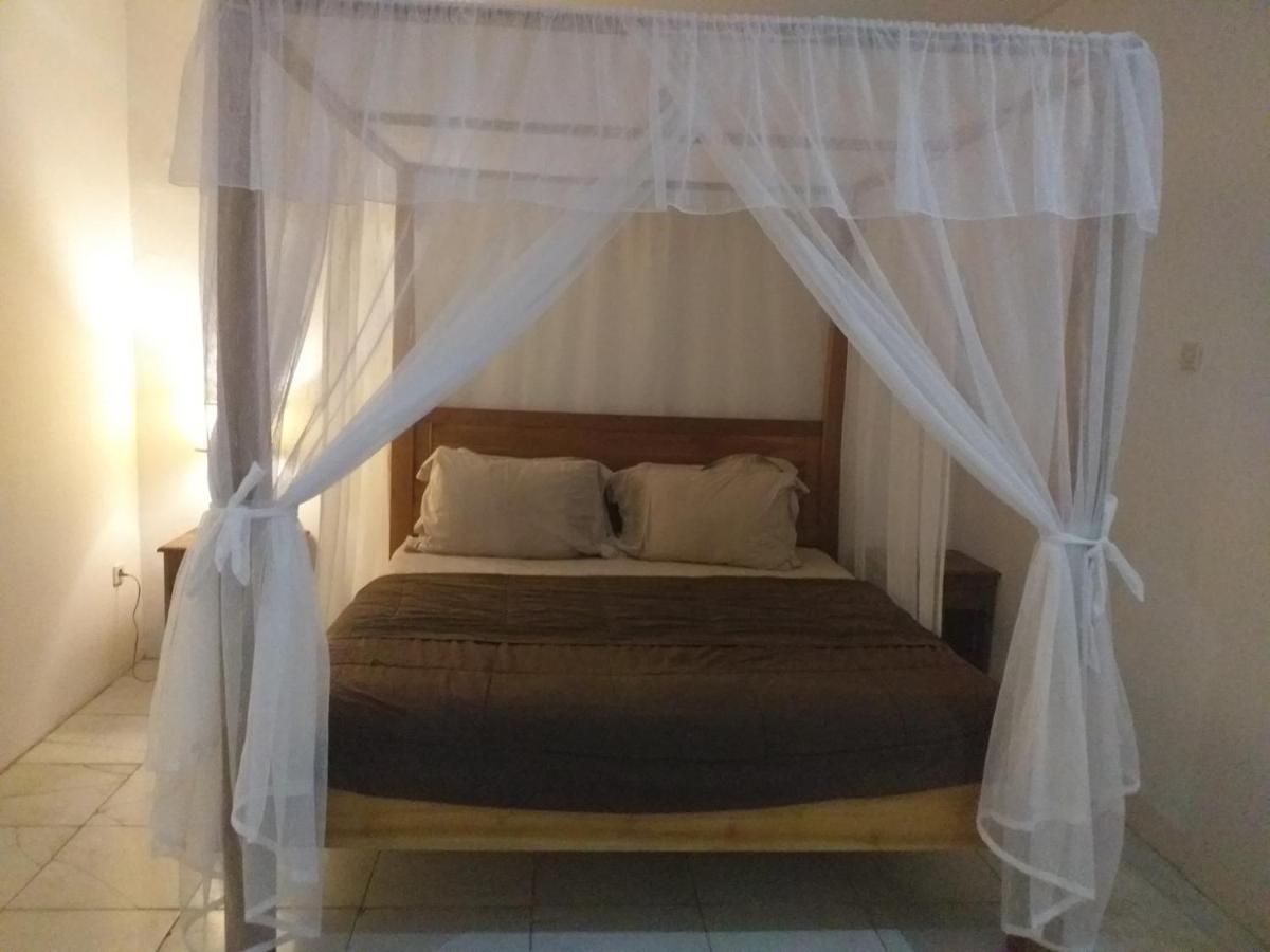 Joglo Villa Bali Penatih ภายนอก รูปภาพ